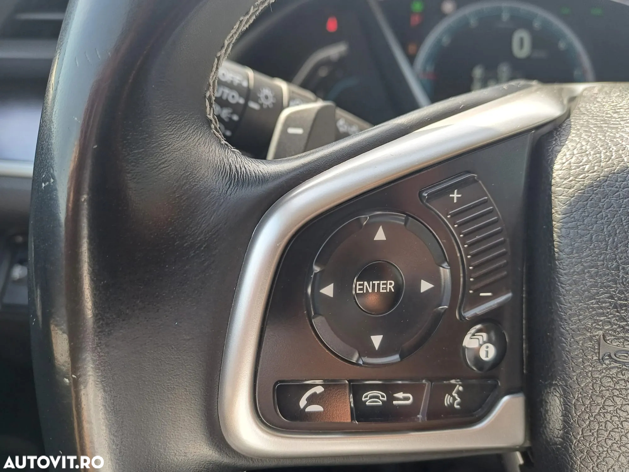 Honda Civic Sedan 1.5 VTEC Turbo CVT Elegance Navi - 13
