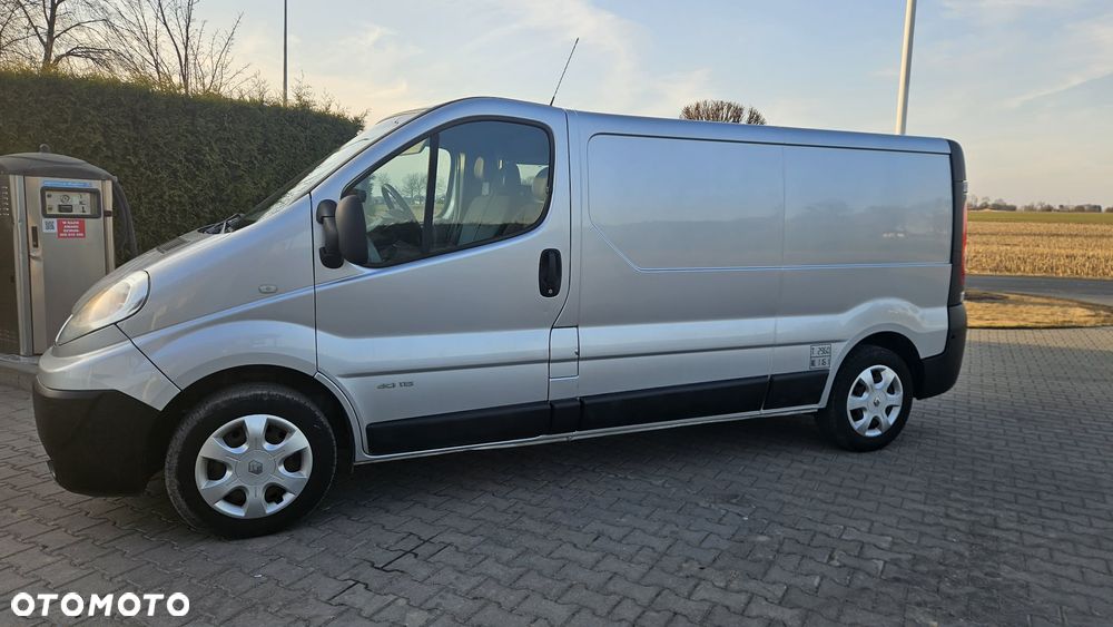 Renault Trafic - 21