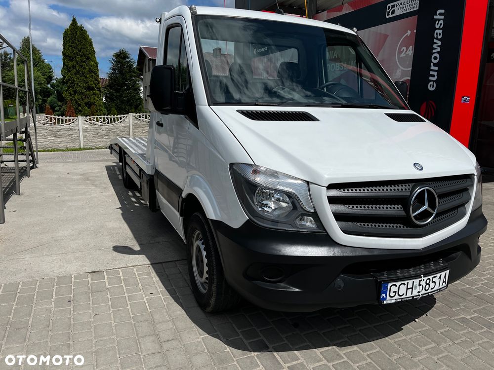 Mercedes-Benz Sprinter - 11
