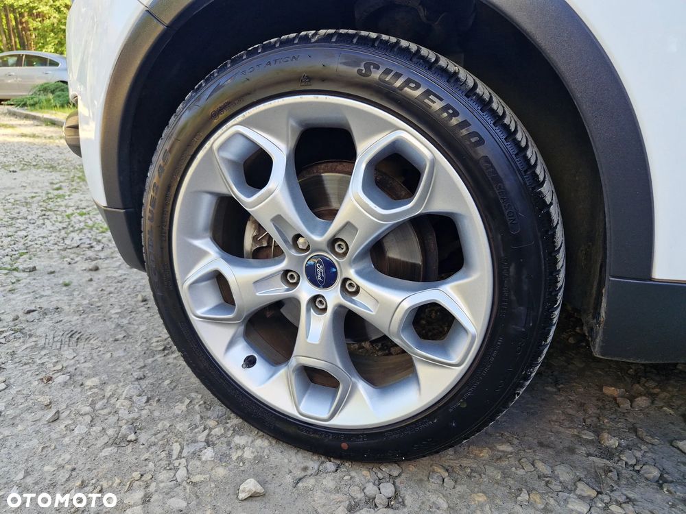 Ford Kuga 2.0 TDCi 4x4 Titanium - 16