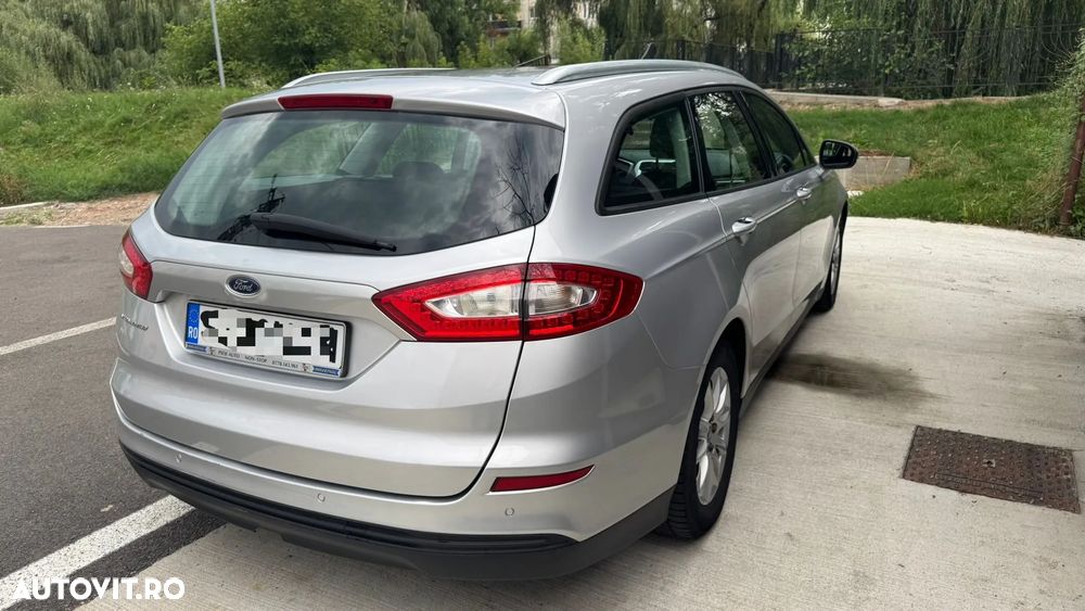 Ford Mondeo 2.0 TDCi Powershift Titanium - 3