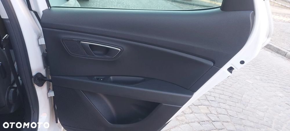 Seat Leon 2.0 TDI DPF FR Black Matt Edition - 23