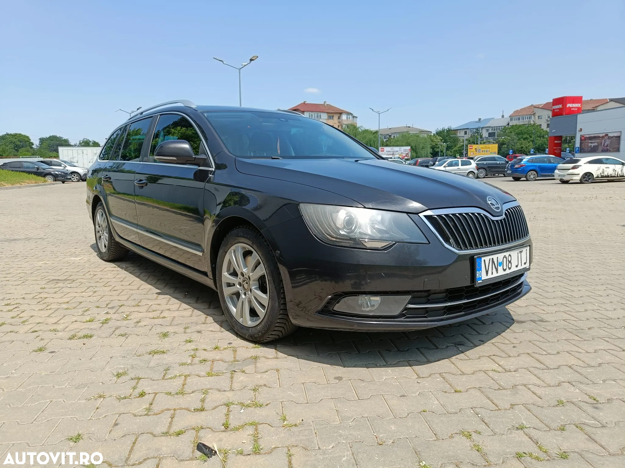 Skoda Superb 2.0 TDI DSG Elegance - 8