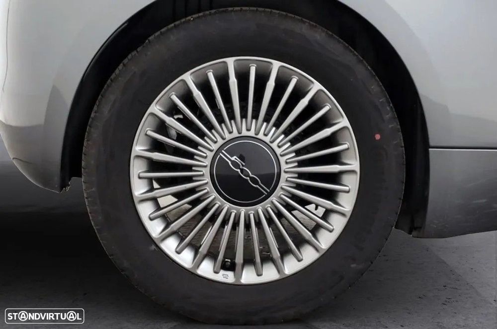Fiat 500e C - 14
