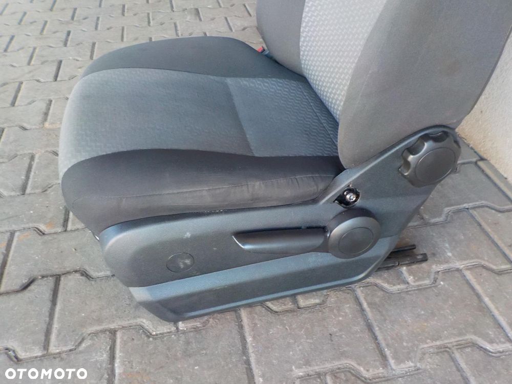 VW CRAFTER LIFT FOTEL SIEDZENIE KIEROWCY PODŁOKIETNIK - 3