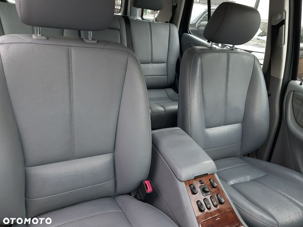 Mercedes-Benz ML 2000