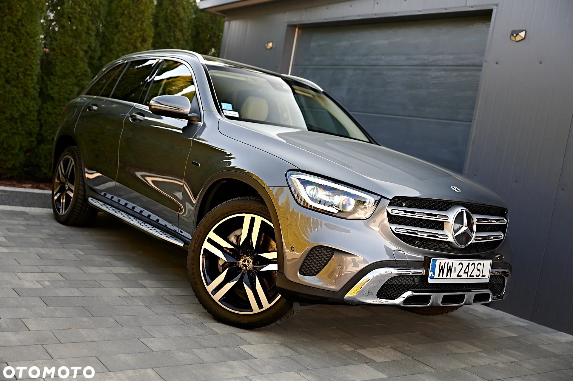 Mercedes-Benz GLC - 1
