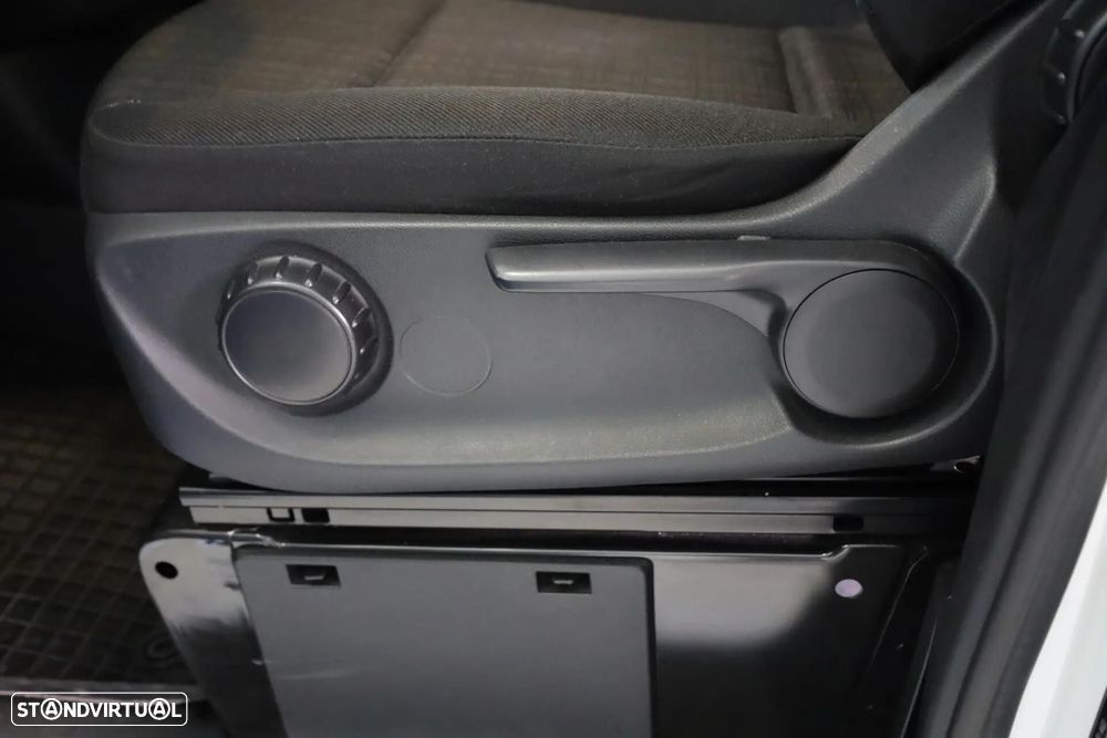 Mercedes-Benz Vito Tourer (BlueTEC) Extra-Longa PRO - 41