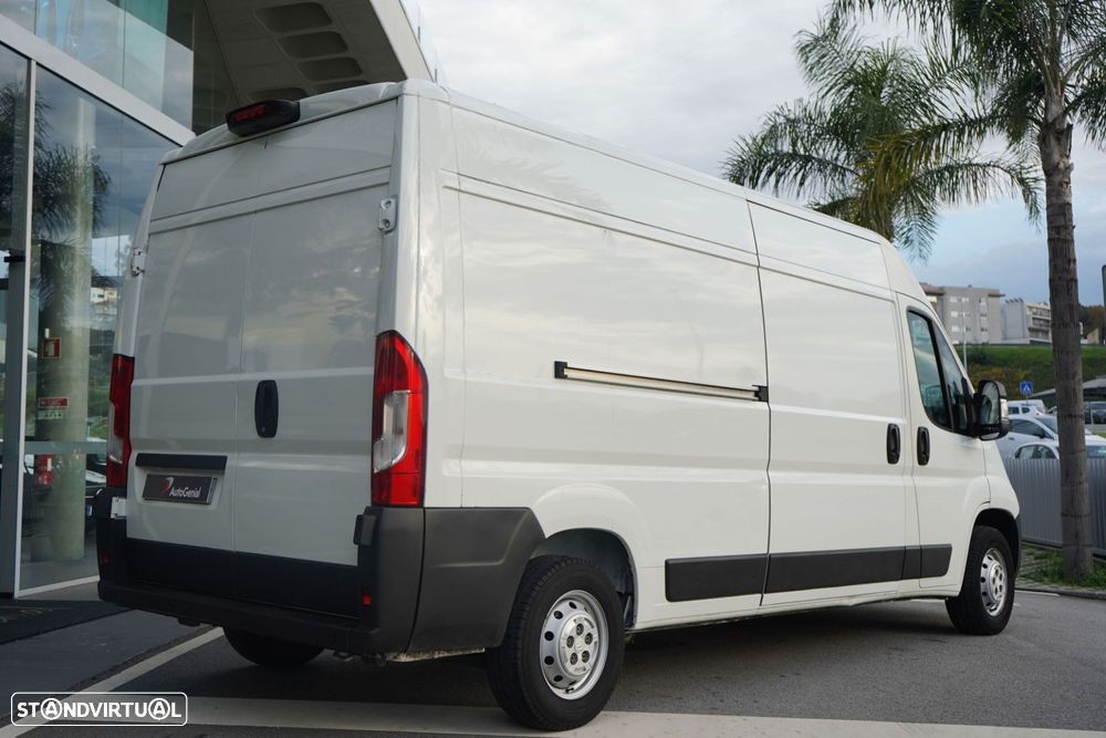 Citroën Jumper 2.2 BlueHDi 35 L3H2 Fibrada - 2