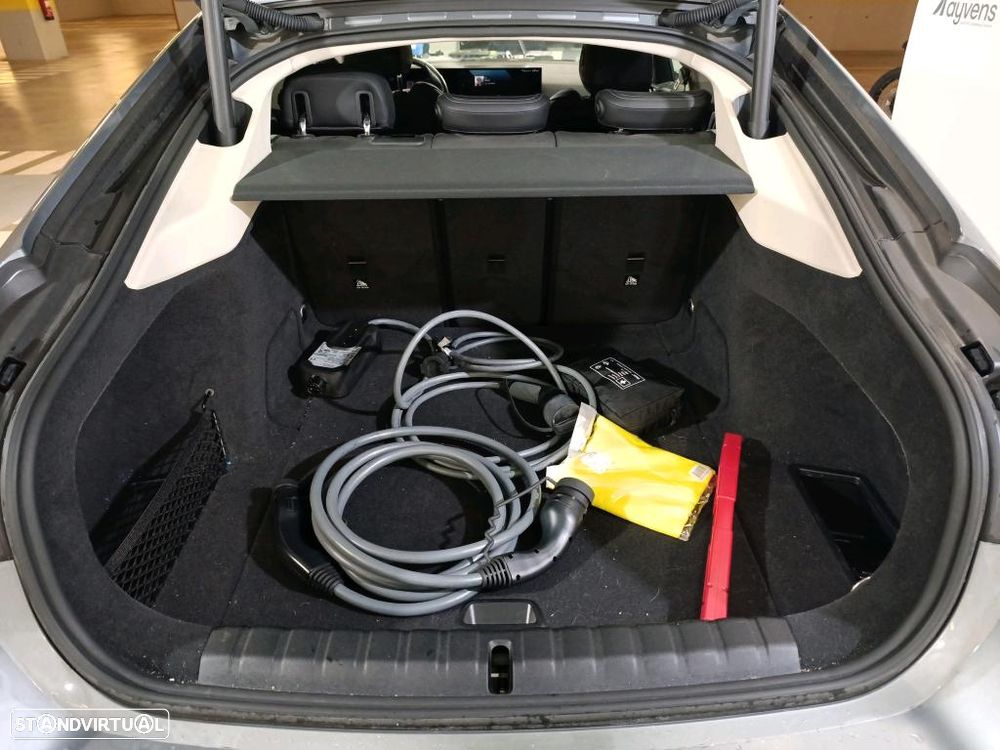 BMW i4 eDrive35 - 11