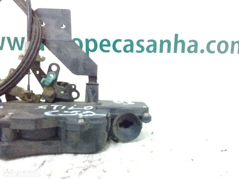 Fecho Da Porta Frente Esq Fiat Stilo (192_) - 4