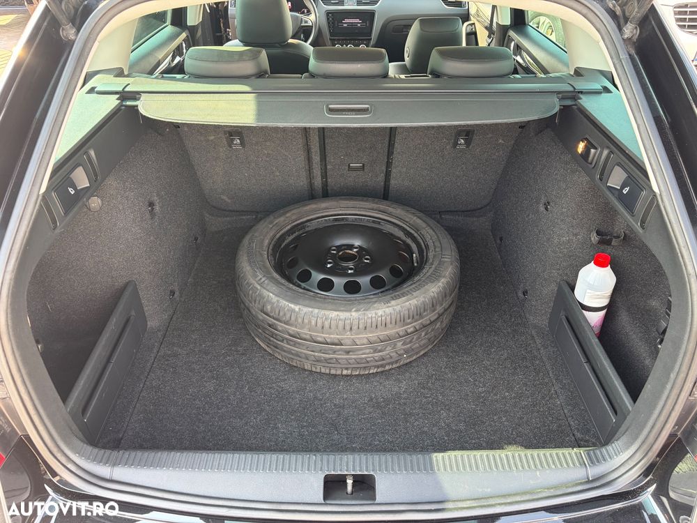 Skoda Octavia 1.6 TDI DSG Style - 36