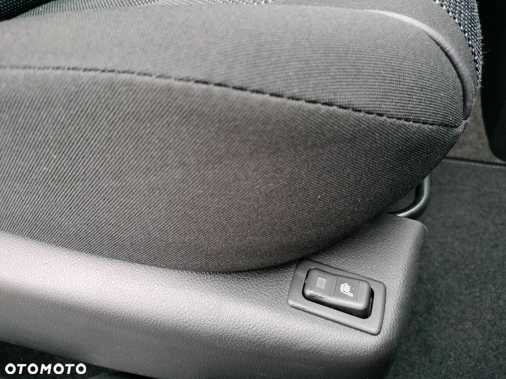 Mazda 2 - 30