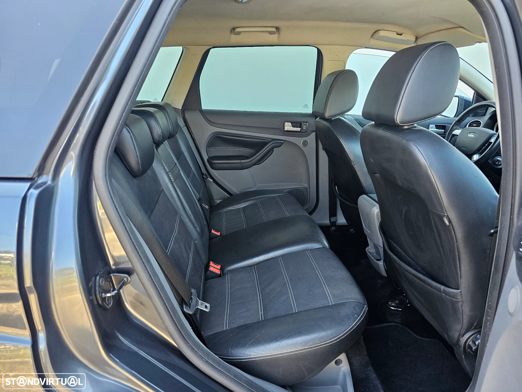 Ford Focus SW 1.6 TDCi Titanium 17 - 22