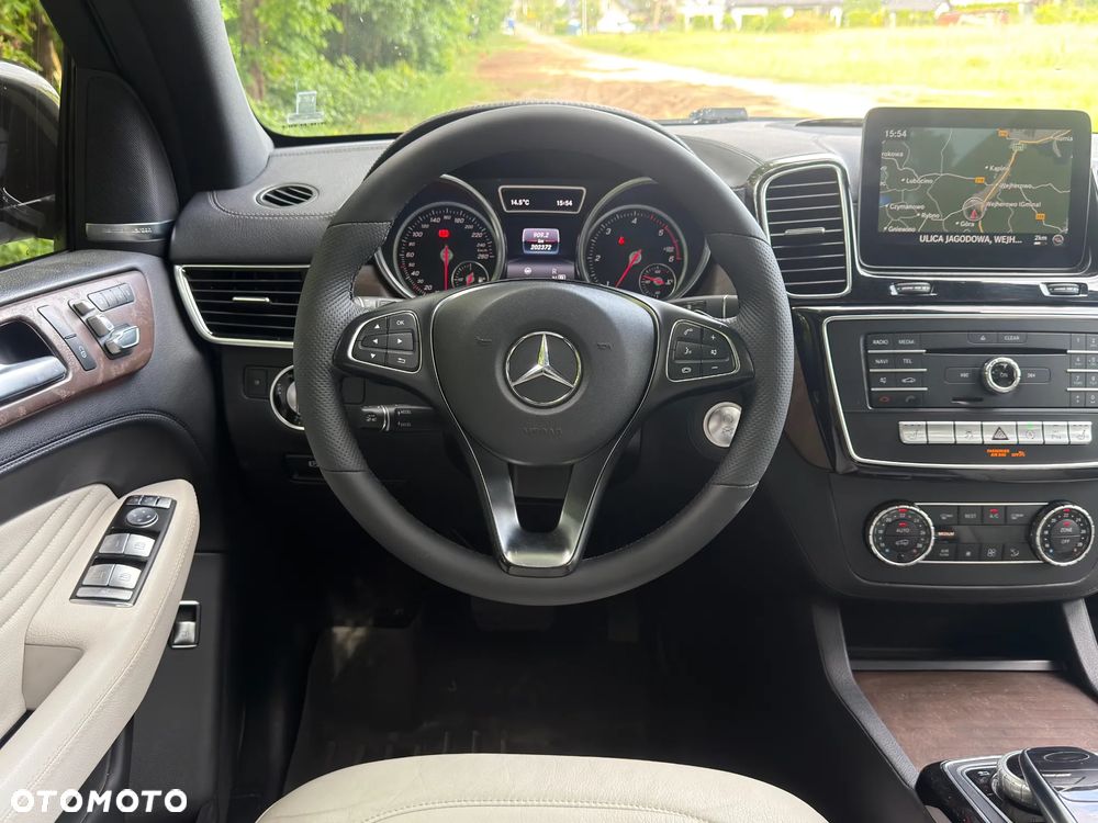 Mercedes-Benz GLE 350 d 4-Matic - 12
