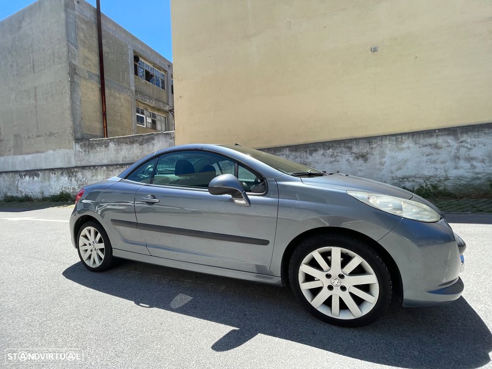 Peugeot 207 CC 1.6 HDi FAP Sport - 2