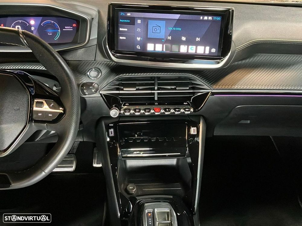 Peugeot e-2008 50 kWh GT - 9