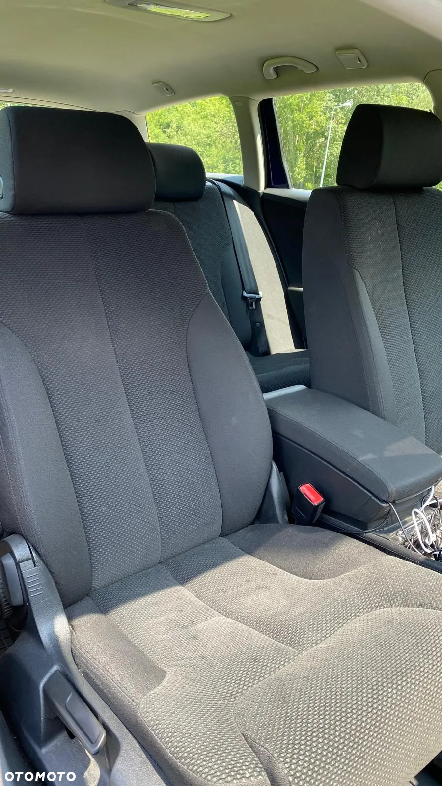 Volkswagen Passat 1.9 TDI Comfortline - 11
