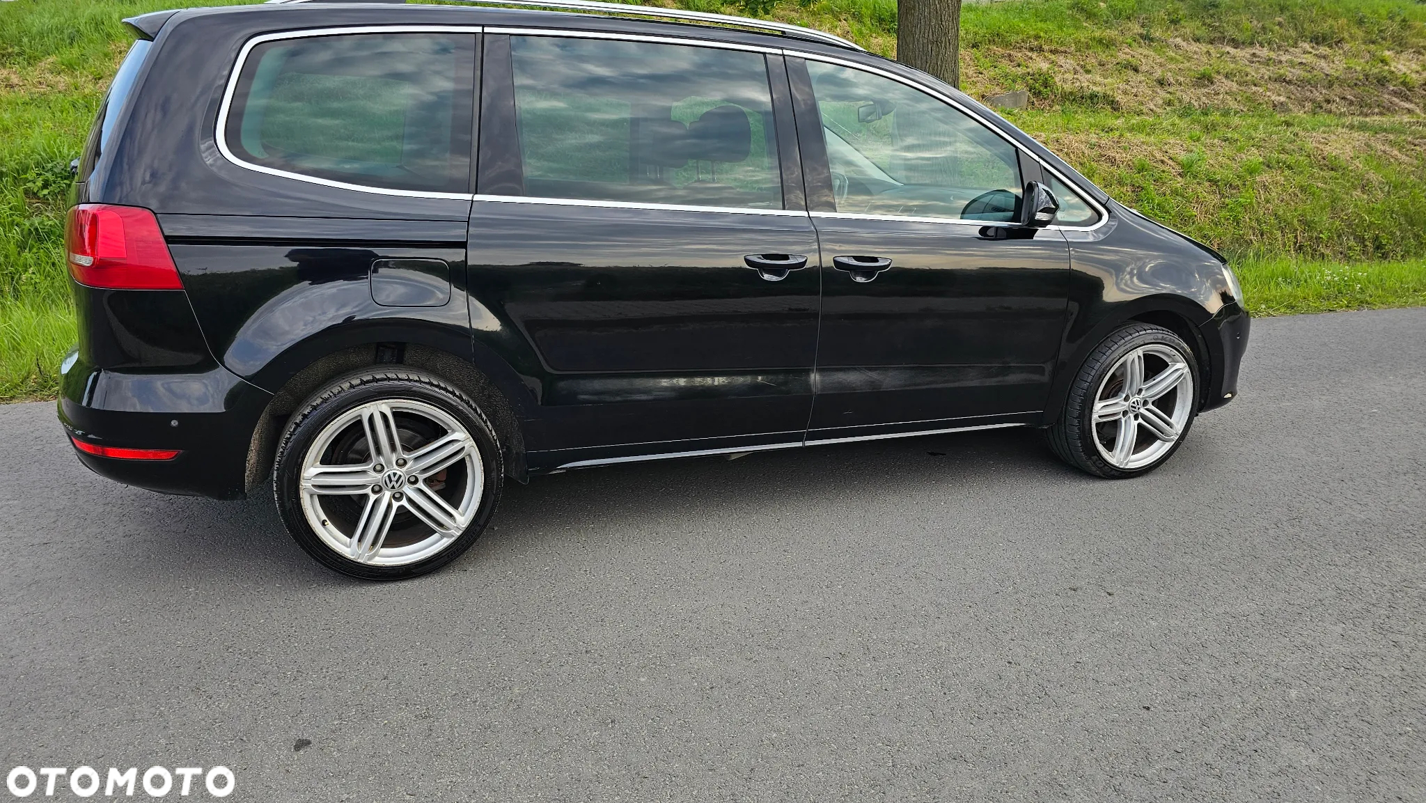 Volkswagen Sharan 2.0 TDI Comfortline DSG - 9