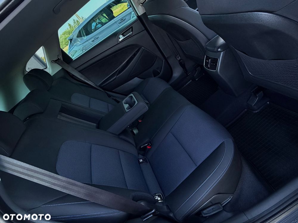 Hyundai Tucson 2.0 CRDi 2WD Trend - 28