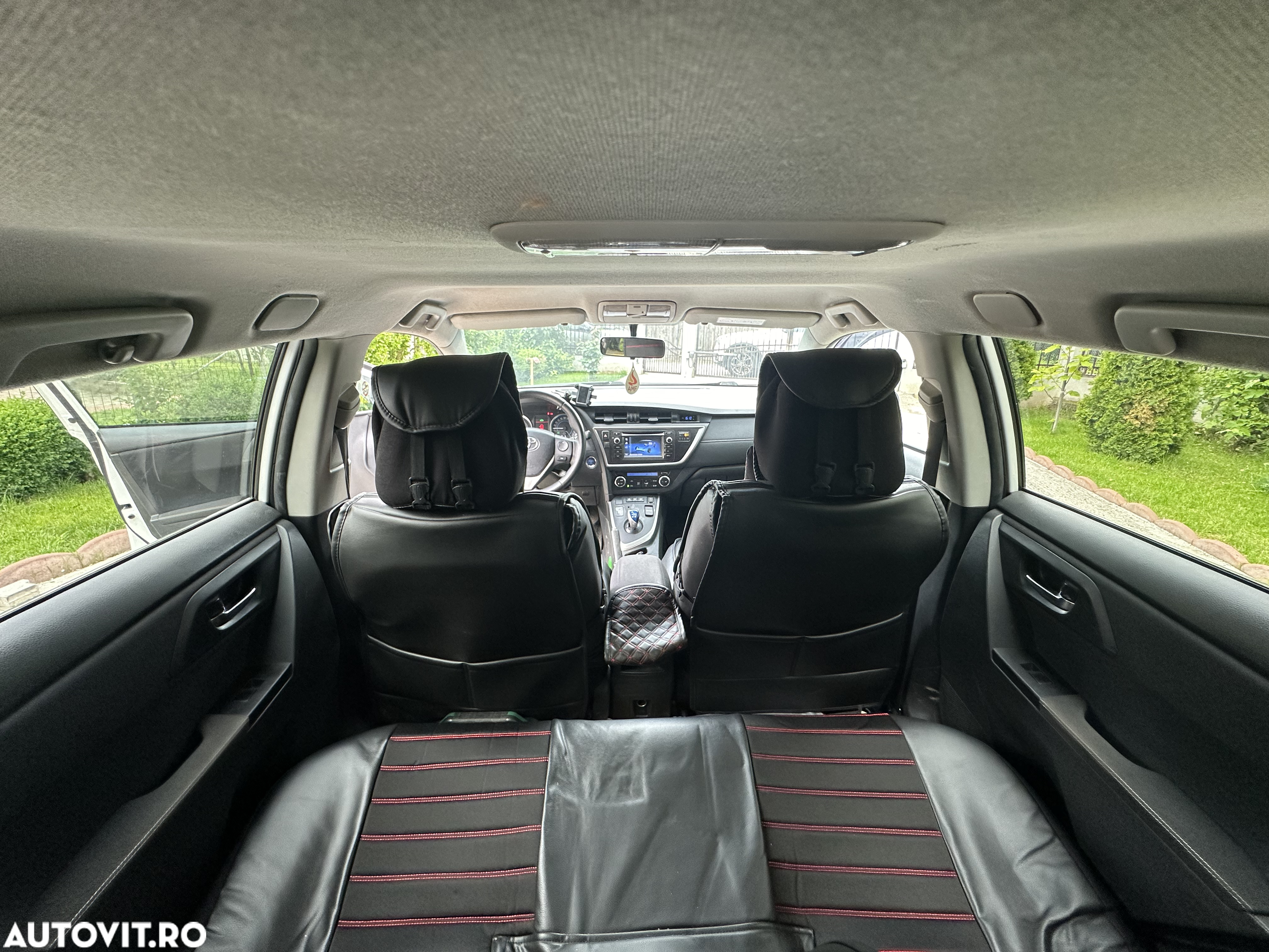 Toyota Auris - 13