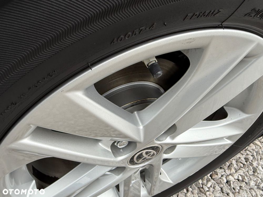 Toyota Corolla 1.8 Hybrid GPF Comfort - 12