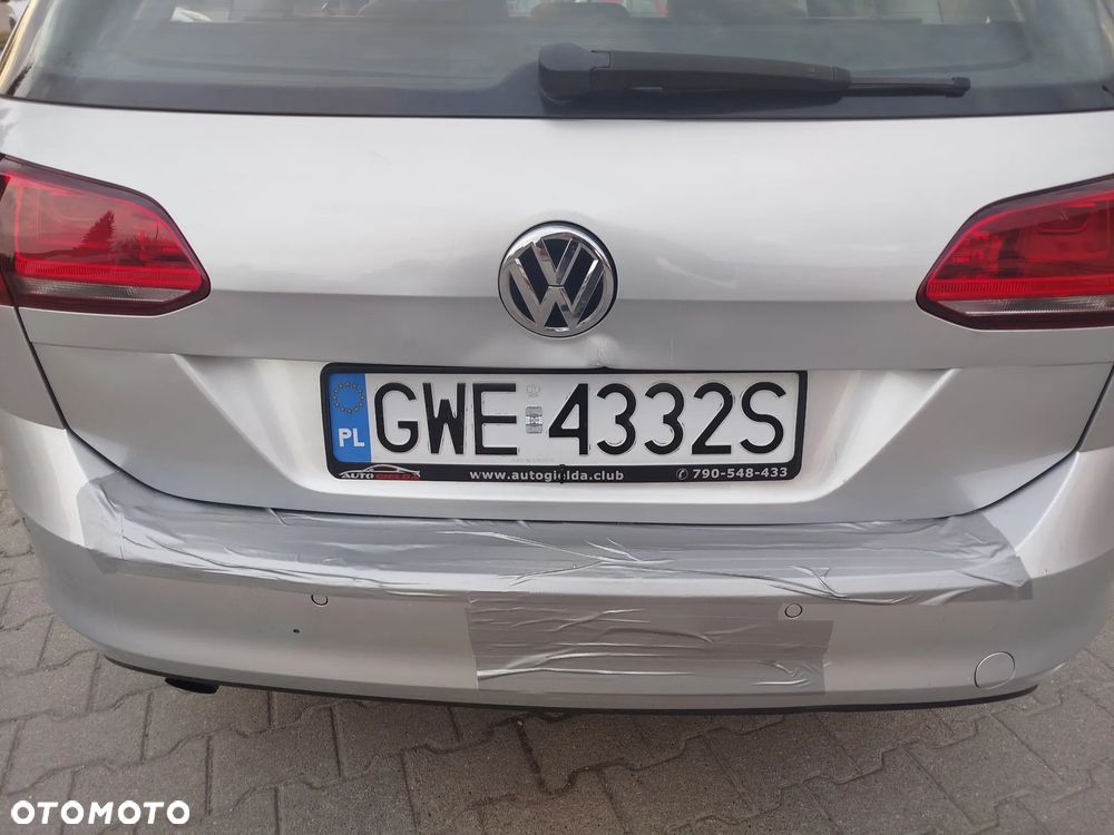 Volkswagen Golf - 24