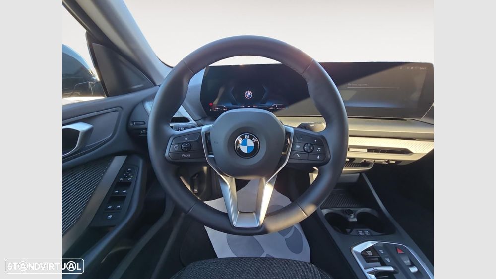 BMW 216 Gran Coupé - 12