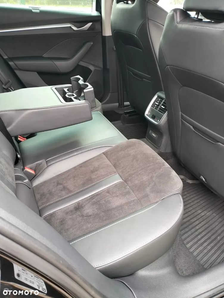 Skoda Octavia 2.0 TDI Selection DSG - 17