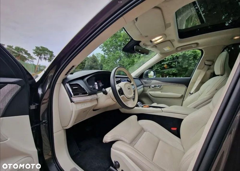 Volvo XC 90 T8 AWD Plug-In Hybrid Ultimate Bright 7os - 9