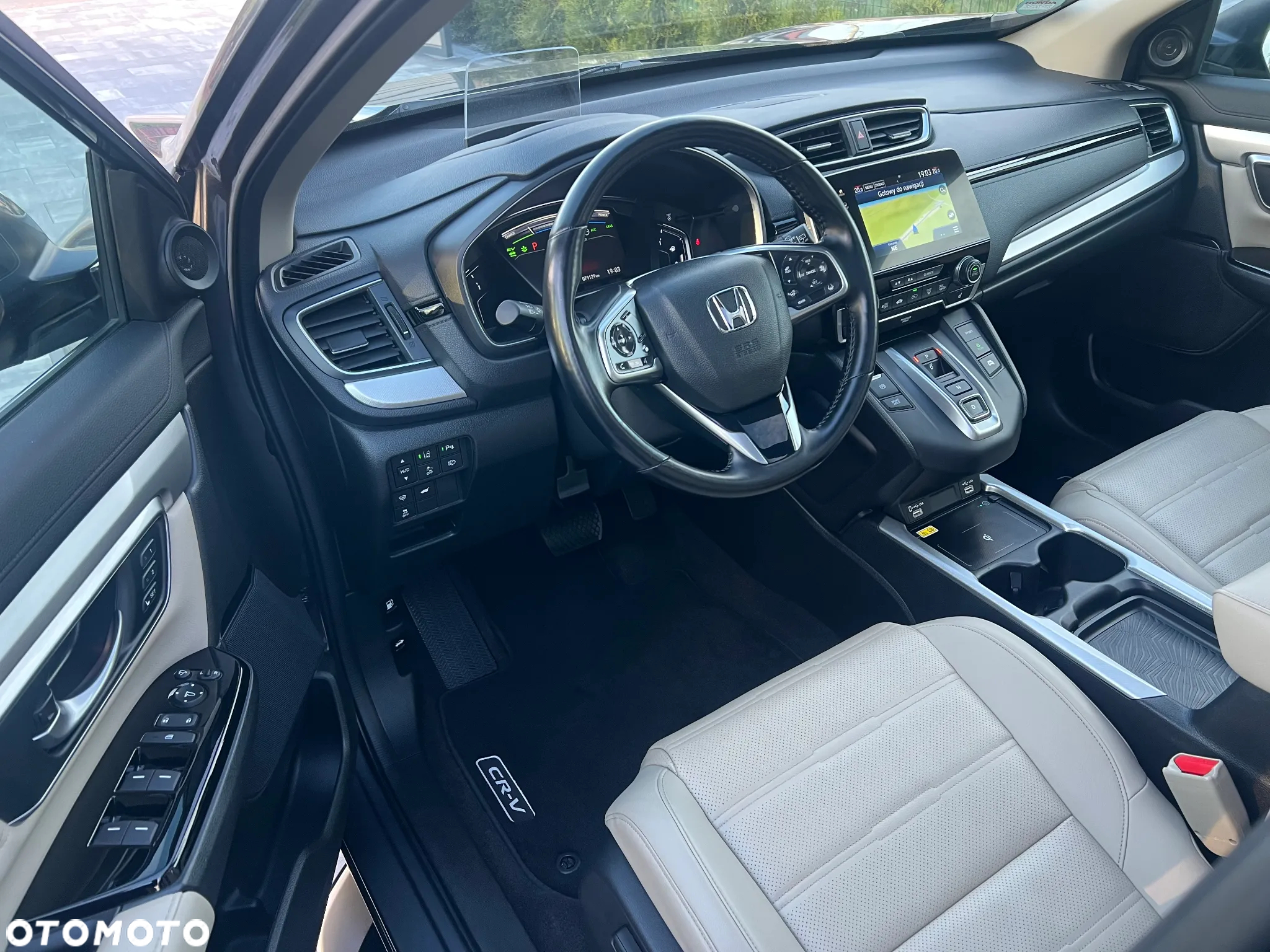 Honda CR-V e:HEV 2.0 i-MMD Hybrid 4WD Executive - 24