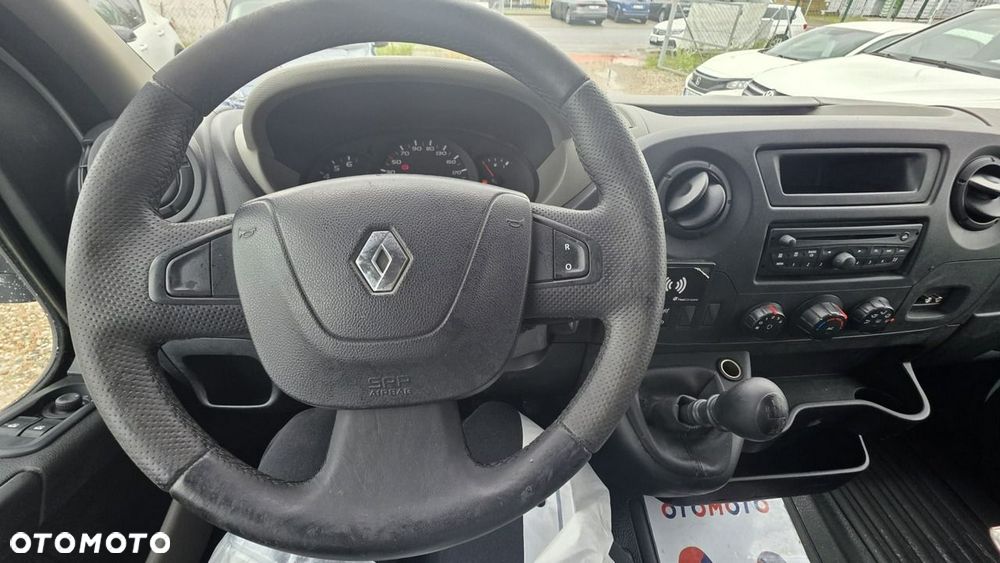Renault Master - 10