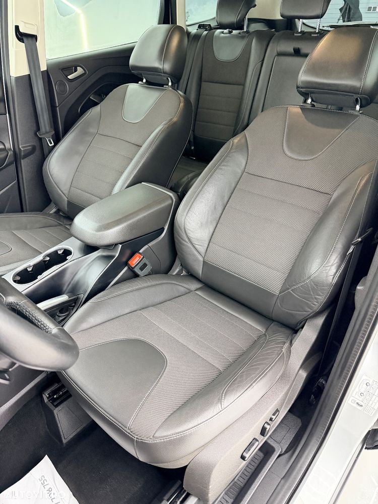 Ford Kuga 1.5 EcoBoost 2WD Trend - 23