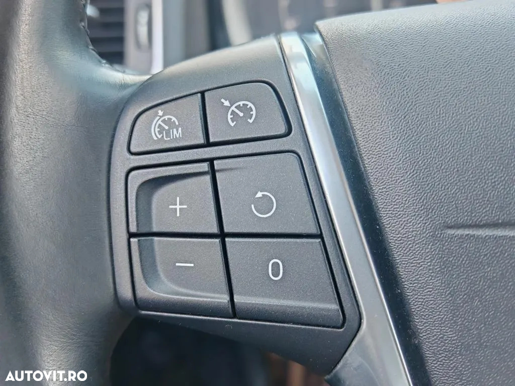 Volvo V60 D3 AWD Geartronic - 18