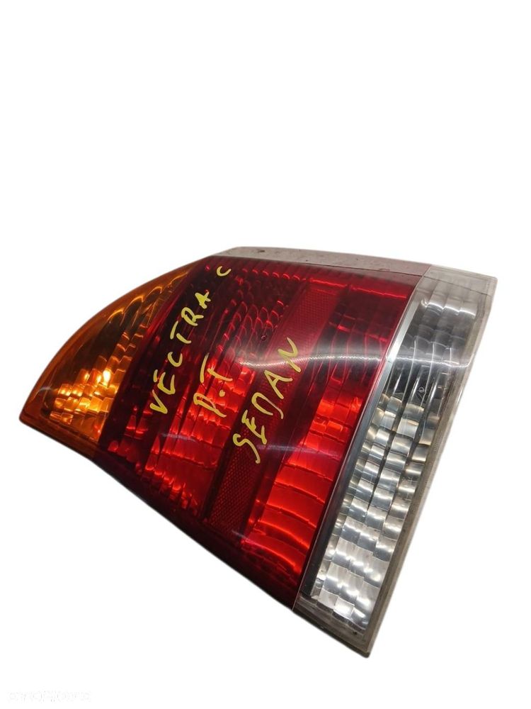 LAMPA PRAWA TYLNA TYŁ OPEL VECTRA C SEDAN 13130644 - 2