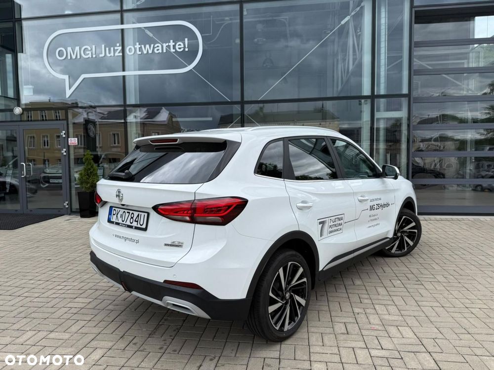 MG ZS Hybrid+ - 17
