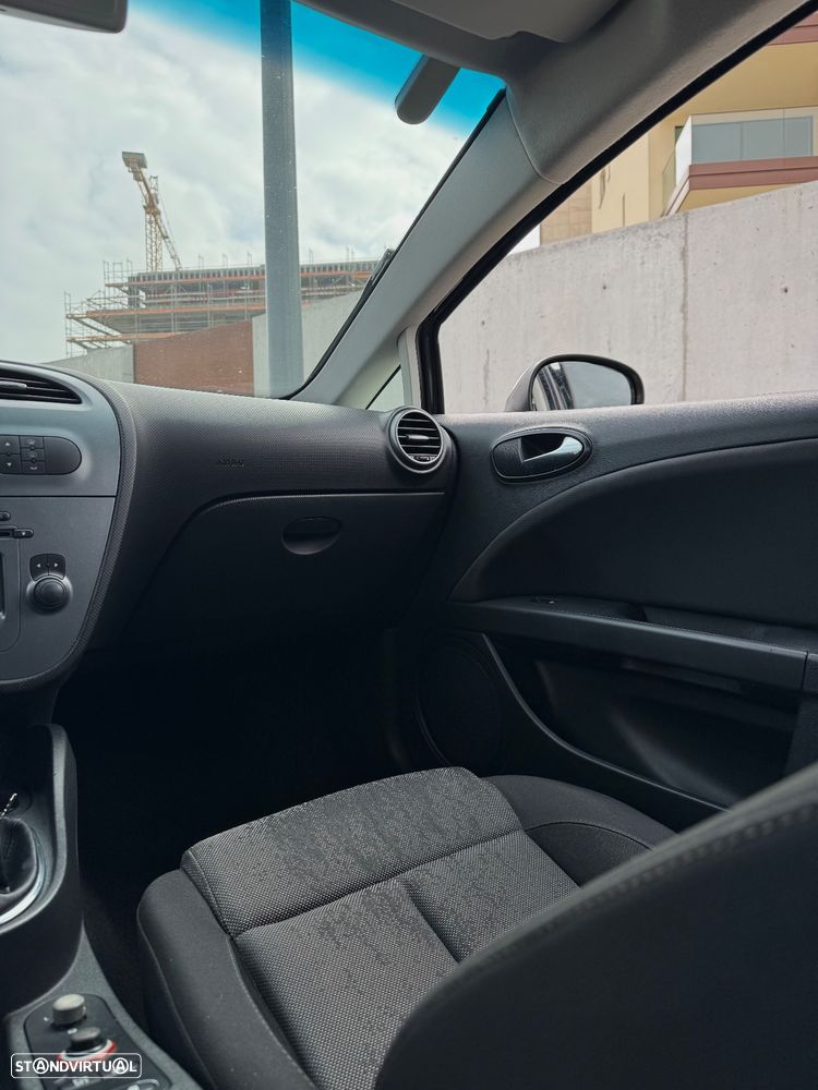 SEAT Leon 2.0 TDI FR - 14