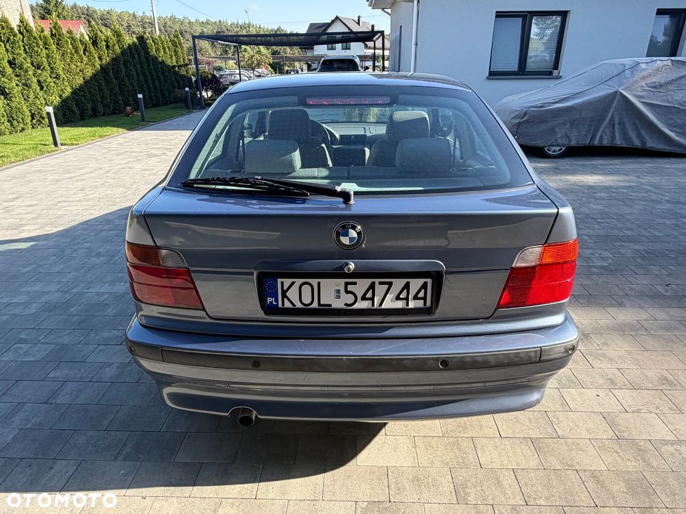 BMW Seria 3 - 5