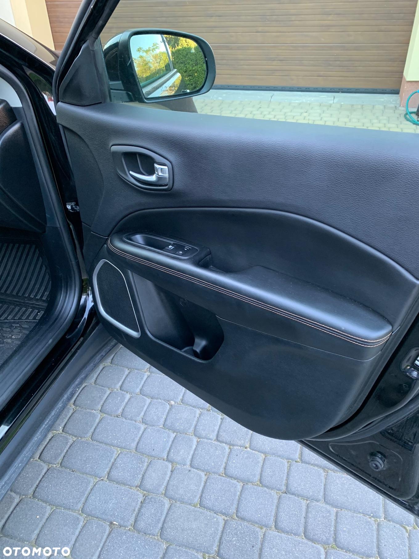 Jeep Compass - 9