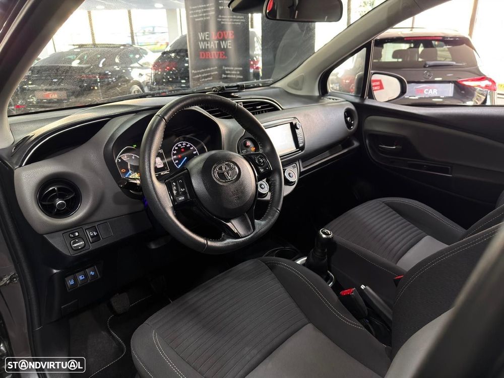 Toyota Yaris 1.0 VVT-i Exclusive - 30