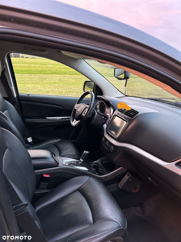 Fiat Freemont 2.0 Multijet Black Code AWD - 3
