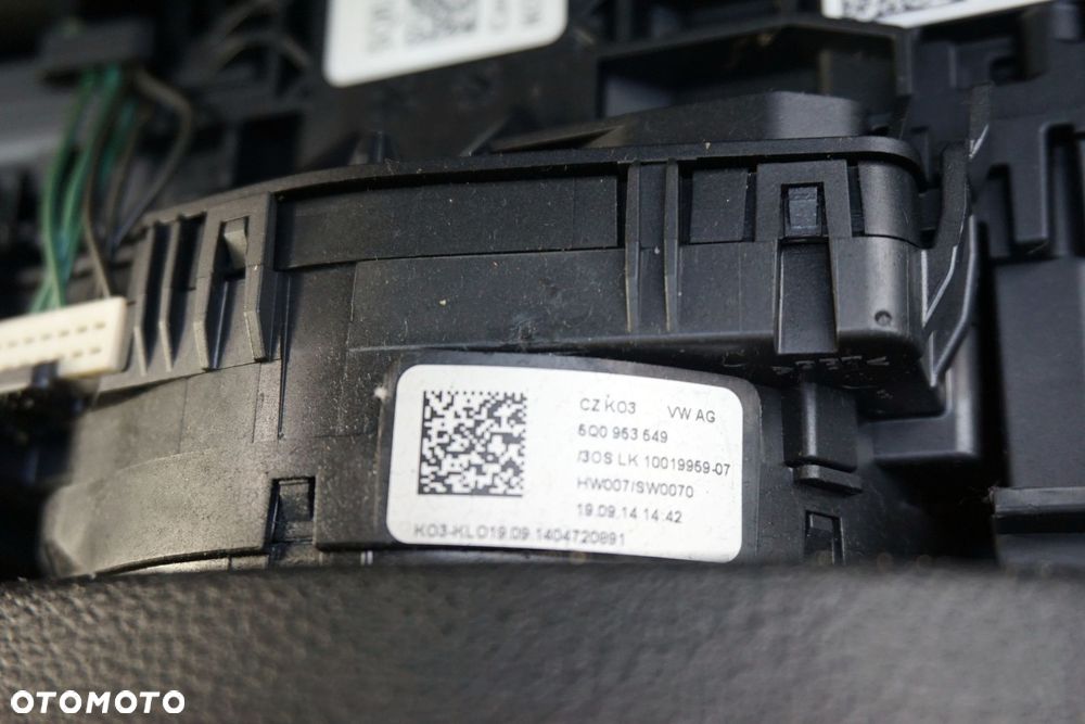 PRZEŁĄCZNIK ZESPOLONY TAŚMA AIRBAG OCTAVIA III 5E3 5Q0953513P 5Q0953549 5Q0953507AA SKODA 2012-2016 - 4