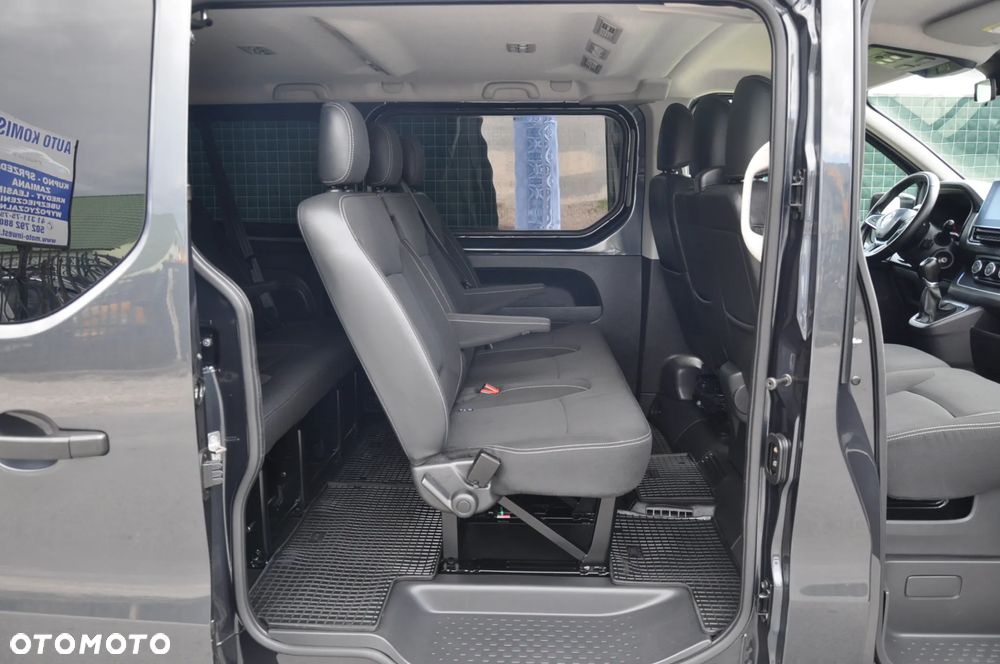 Renault Trafic - 13
