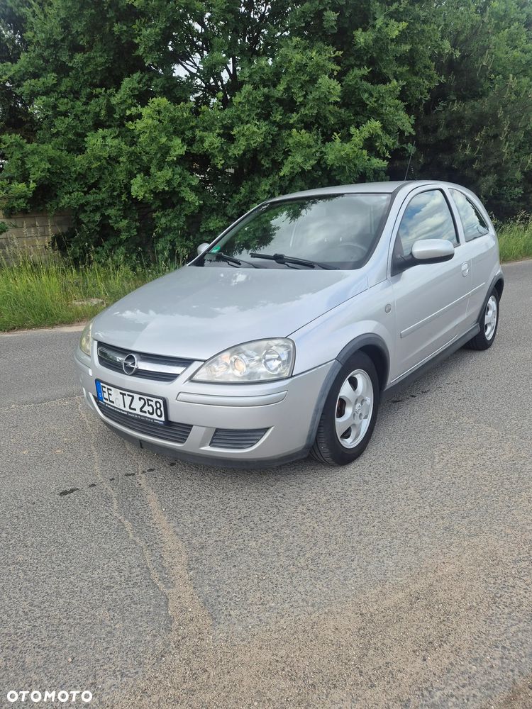 Opel Corsa - 1