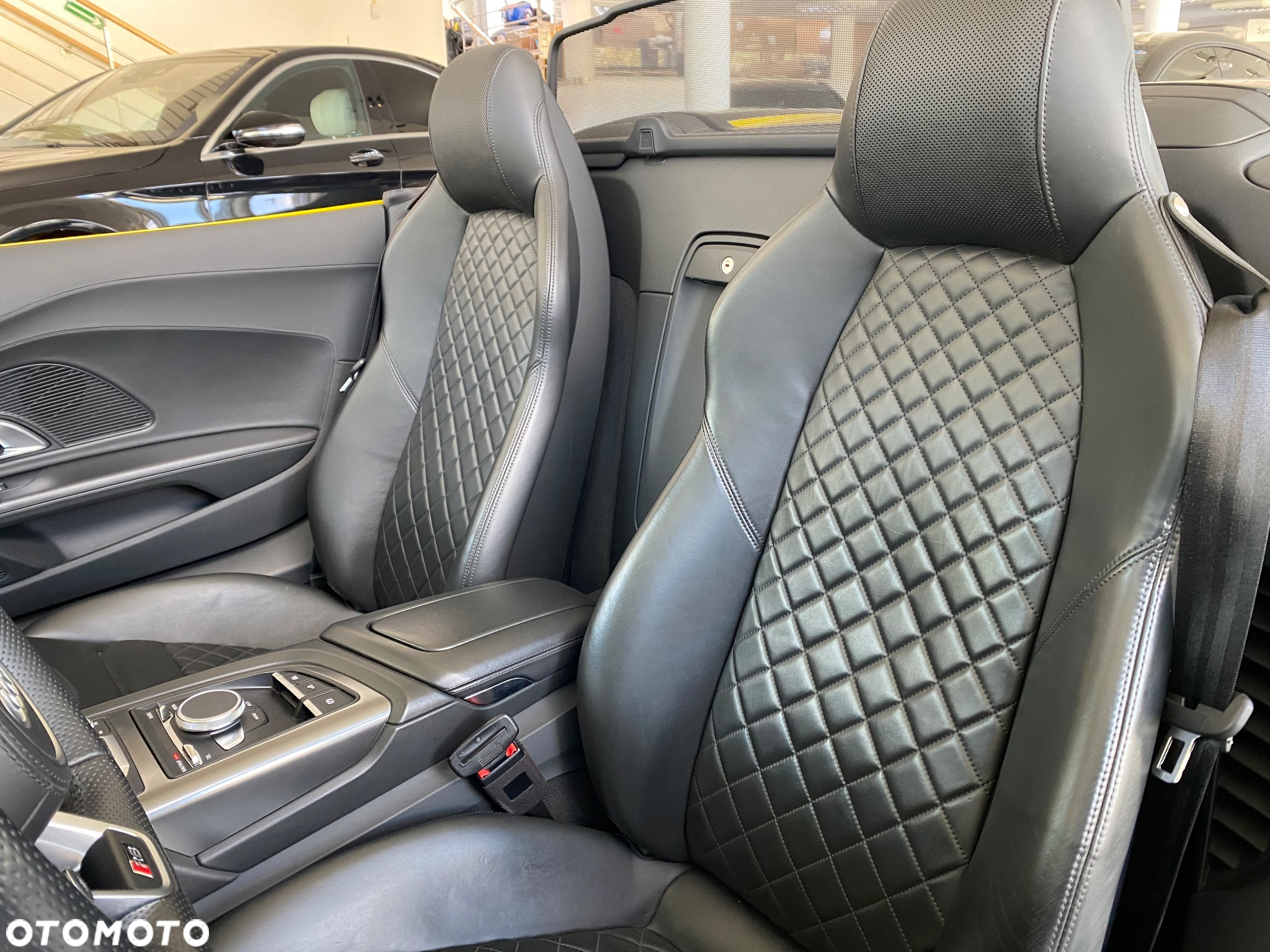 Audi R8 5.2 FSI Quattro - 28