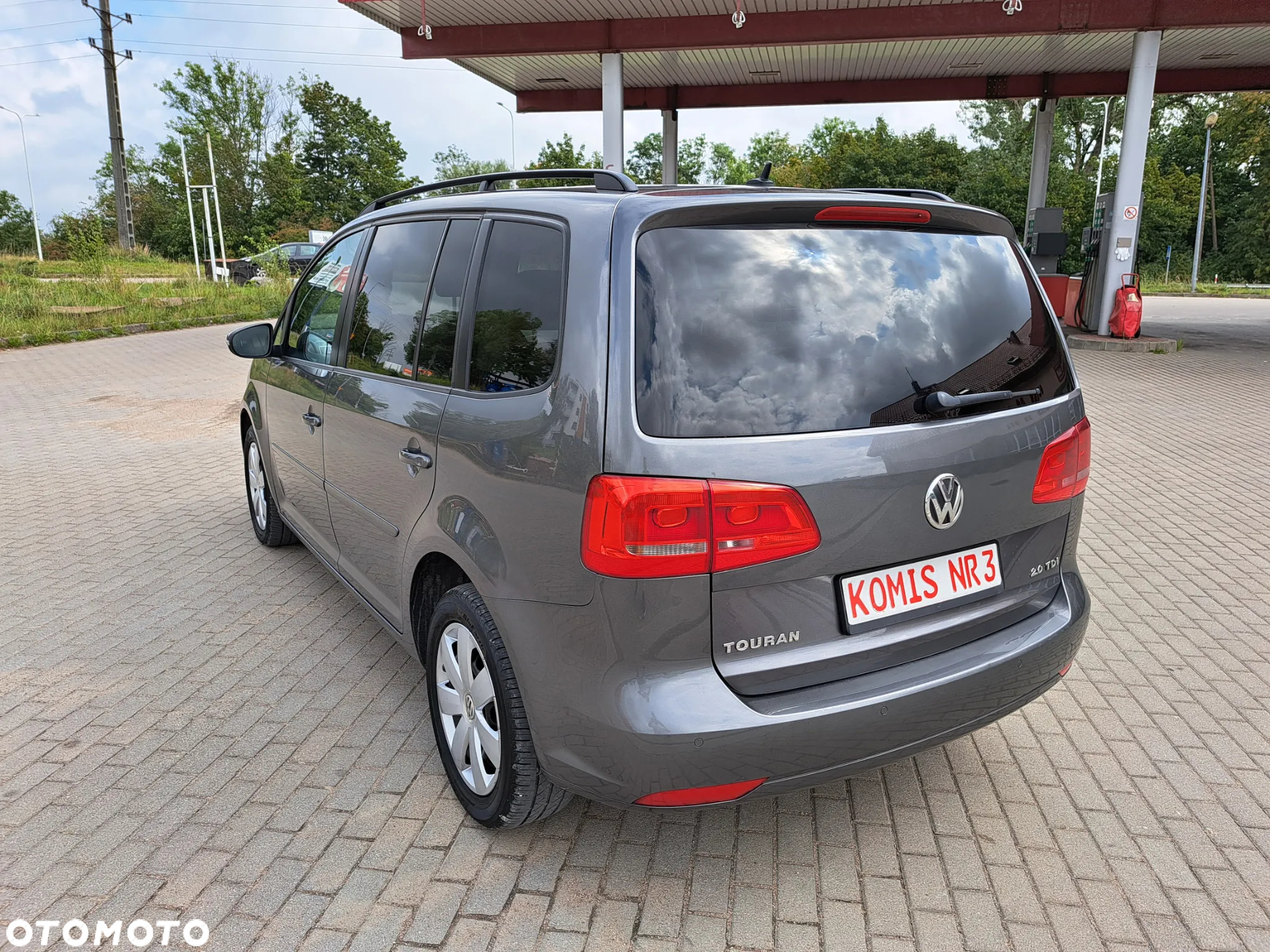 Volkswagen Touran - 7