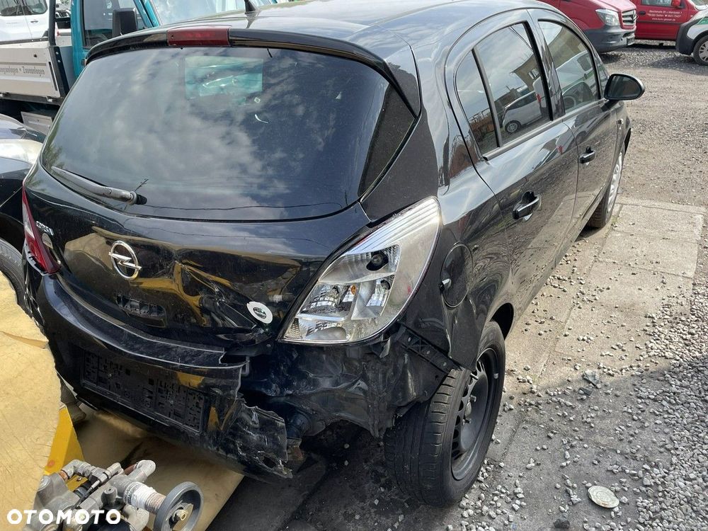 Opel Corsa 1.4 16V Selection - 5