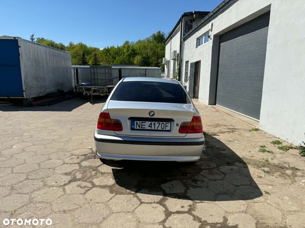 BMW Seria 3 320d - 5