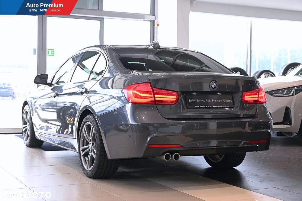 BMW Seria 3 320d xDrive - 22