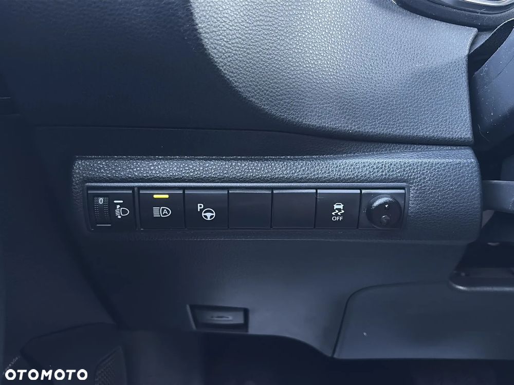 Toyota Corolla 1.8 Hybrid Comfort - 27